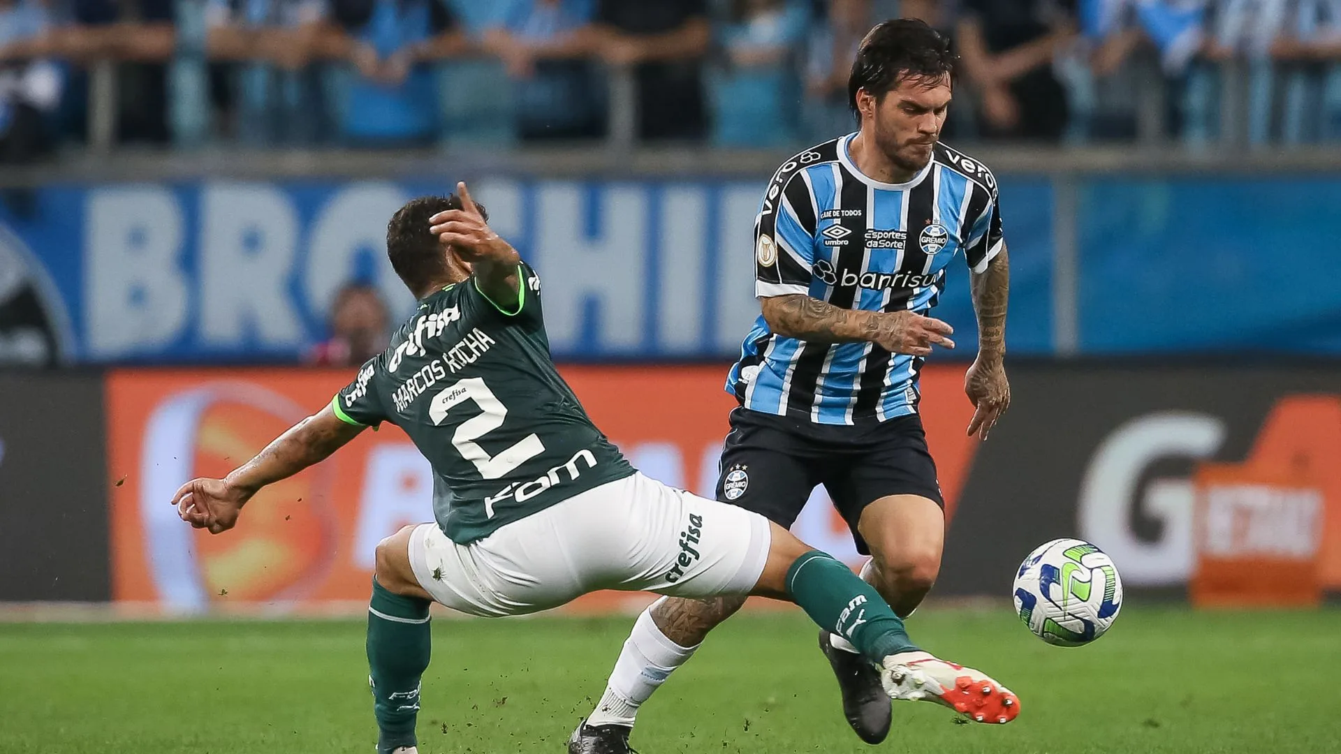 Onde assistir Palmeiras x Grêmio no Brasileirão: prováveis escalações e desfalques