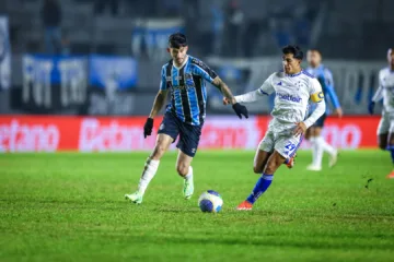 Onde assistir Cruzeiro x Grêmio no Brasileirão: escalações, desfalques e retrospecto