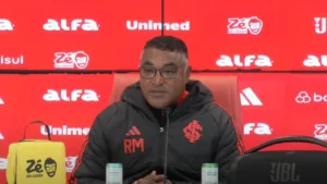 Roger Machado terá domingo decisivo no comando do Internacional e Gabardo detalha situação: “Sequência está ameaçada”