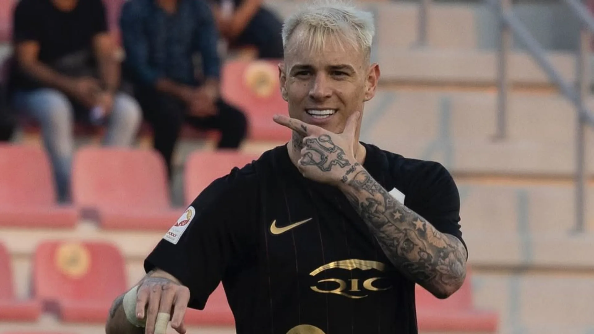 Al-Rayyan define valor para vender Roger Guedes ao Grêmio e Diogo Rossi crava: “Querem 15 (milhões de euros)”