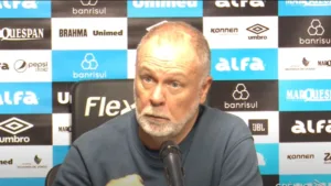 Cesar Cidade Dias critica ‘incompetência’ do Grêmio e vê Mano Menezes ameaçado no cargo: “Gre-Nal será divisor de águas”