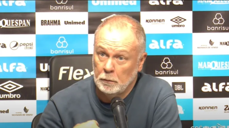 Mano Menezes evita avaliar trabalho de Luís Vivian no Grêmio e torcedores interpretam: “Não elogiar já é resposta”