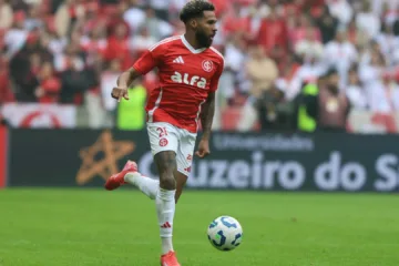 Wesley confirma sondagens para deixar o Internacional e deixa futuro em aberto: “Vai acontecer naturalmente”