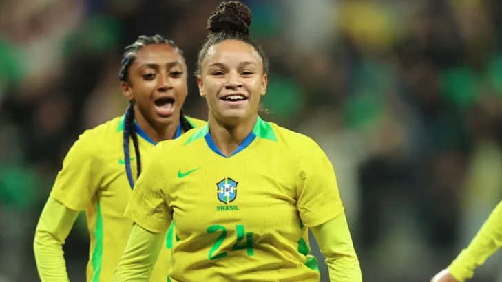 Com a seleção brasileira feminina para a Copa América Feminina, Dudinha pode deixar o São Paulo rumo à NWSL Com a seleção brasileira feminina para a Copa América Feminina, Dudinha pode deixar o São Paulo rumo à NWSL