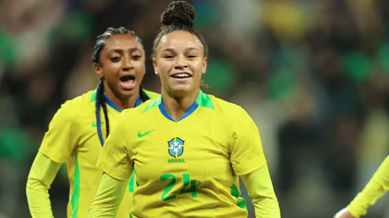 Com a seleção brasileira feminina para a Copa América Feminina, Dudinha pode deixar o São Paulo rumo à NWSL