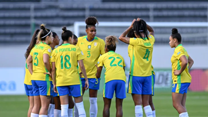 CONMEBOL muda protocolo após reclamações de Arthur Elias e jogadoras da seleção brasileira feminina CONMEBOL muda protocolo após reclamações de Arthur Elias e jogadoras da seleção brasileira feminina