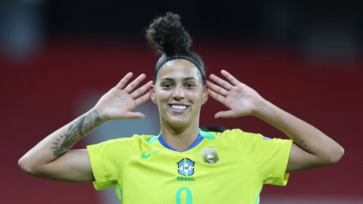 Amanda Gutierres marca dois e assume artilharia isolada do Brasil na Copa América Feminina Amanda Gutierres marca dois e assume artilharia isolada do Brasil na Copa América Feminina