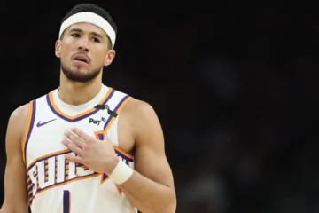 Devin Booker renova com o Pheonix Suns e bate recorde salarial da história da NBA