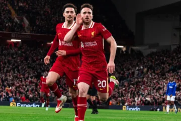 Liverpool decide aposentar camisa usada por Diogo Jota e internautas elogiam: “Uma das instituições mais respeitosas do mundo”
