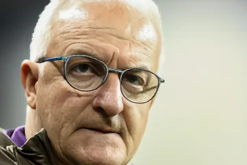Torcedores do Corinthians cobram demissão de Dorival Júnior e pedem Vojvoda como novo técnico: “É a única solução”