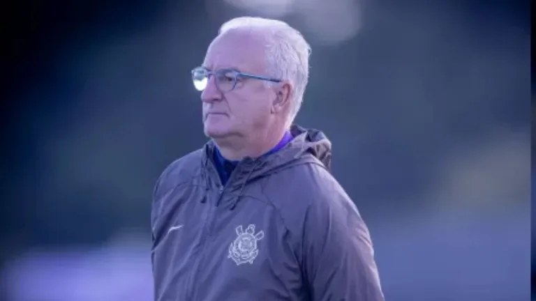 Corinthians pode demitir Dorival Júnior se cair para o Palmeiras na Copa do Brasil, informa Nicola: “Situação dele é ruim”