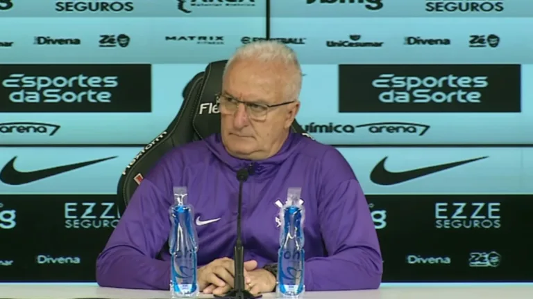 Dorival Júnior sente falta de Yuri Alberto com Memphis e Garro no Corinthians: “Ainda não tive os três juntos”