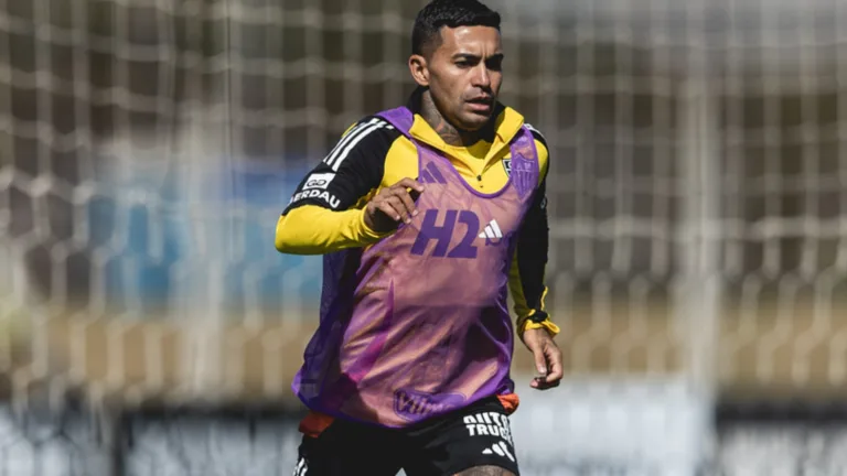 Em nota, defesa de Dudu critica STJD por suspensão do jogador do Atlético-MG: “Sintoma claro de interferência”