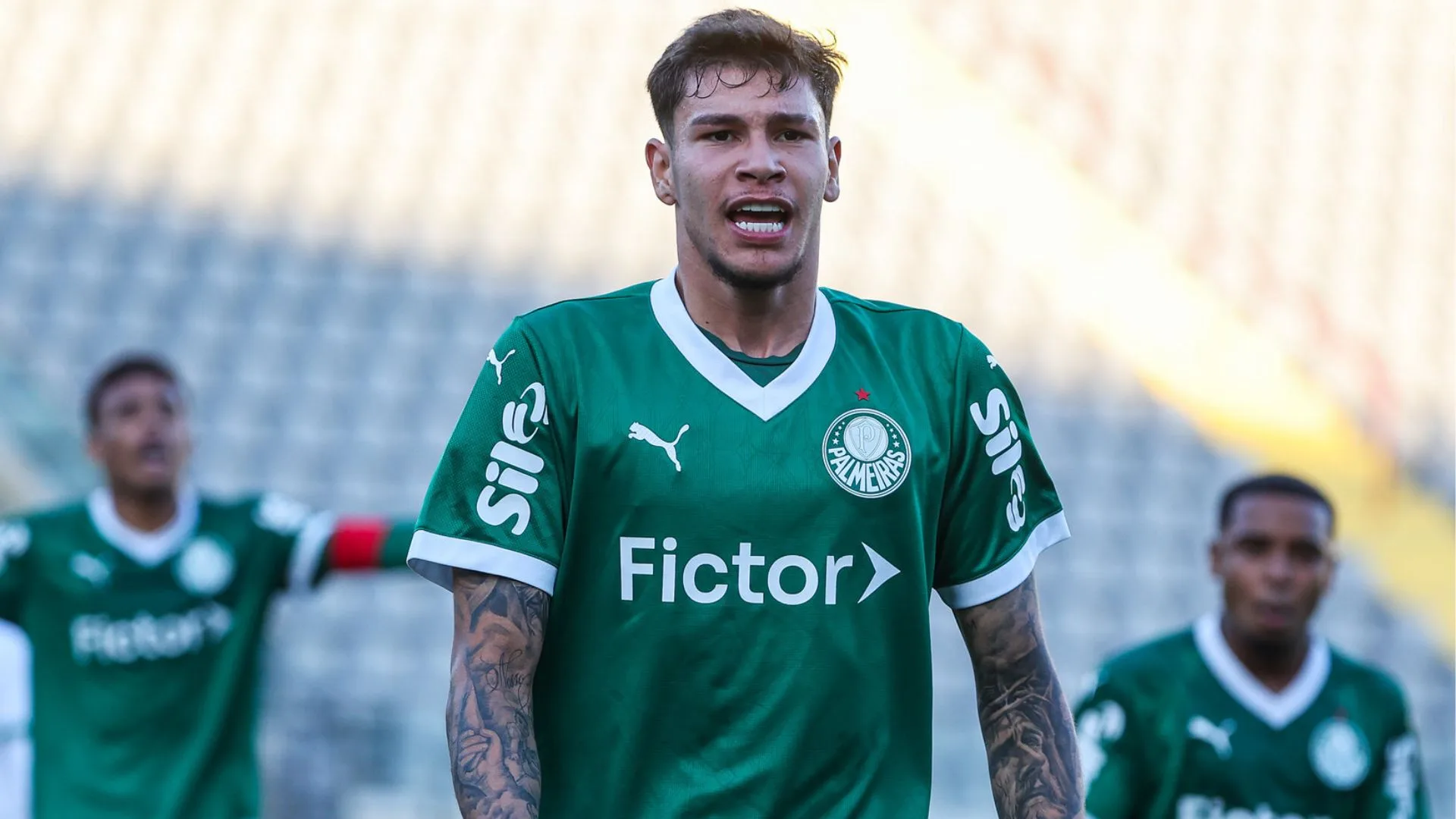 Craque Neto se impressiona com Erick Belé, jovem revelação do Palmeiras: “Pode vender o Raphael Veiga”