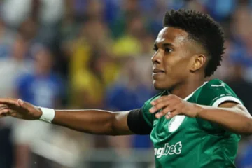 Rizek inclui Estêvão, do Palmeiras, em seleção dos melhores jogadores dos clubes brasileiros no Mundial
