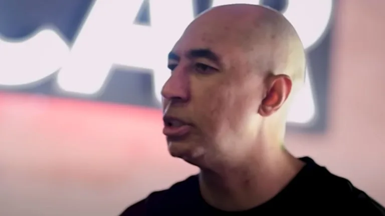 Ex-Cruzeiro e Seleção Brasileira, Luisão fala sobre bons momentos na Raposa: “Jogar com os craques sempre é fácil”