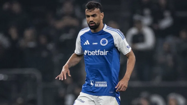 Felipe Melo valoriza postura após Fabrício Bruno anular Depay em Corinthians x Cruzeiro: “Isso é zagueiro raiz” Felipe Melo valoriza postura após Fabrício Bruno anular Depay em Corinthians x Cruzeiro: “Isso é zagueiro raiz”