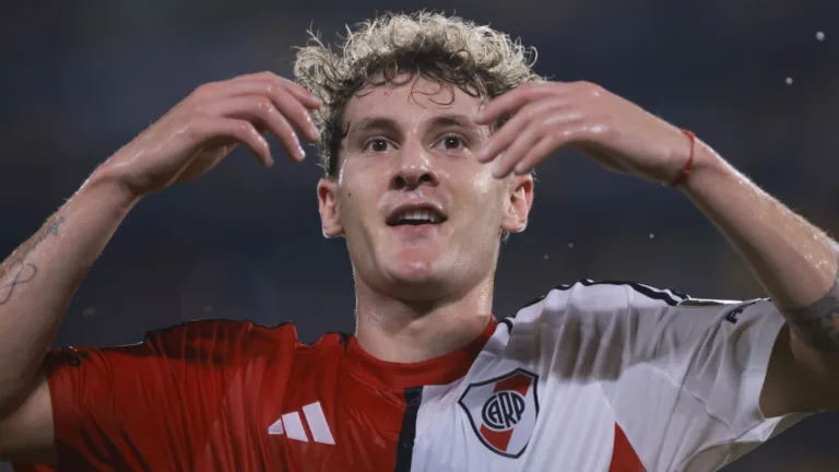 Flamengo teria interesse em Facundo Colidio, do River Plate, e torcida fica incrédula: “Cara de cavada do empresário”