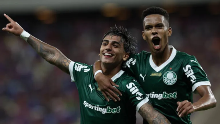 Craque Neto vê “piada” com Facundo Torres e alerta sobre gastos do Palmeiras: “Gastou o dinheiro do Estêvão”