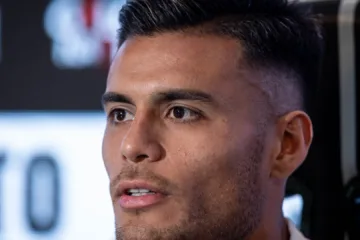 Cuca diz que Atlético-MG espera proposta por Fausto Vera e explica ausência de jogador contra Bahia: “Vamos esperar que se resolva”
