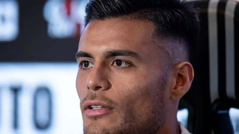 Cuca diz que Atlético-MG espera proposta por Fausto Vera e explica ausência de jogador contra Bahia: “Vamos esperar que se resolva”