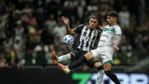 Fausto Vera volta a ser relacionado no Atlético-MG e torcida reage: “Ruim com, pior sem”