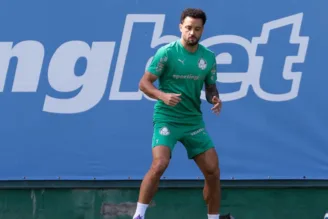 Felipe Anderson em treino no Palmeiras
