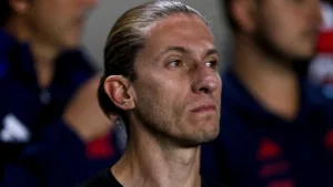Torcedores do Flamengo saem em defesa de Pedro após nova declaração de Filipe Luís: “Virou problema pessoal”