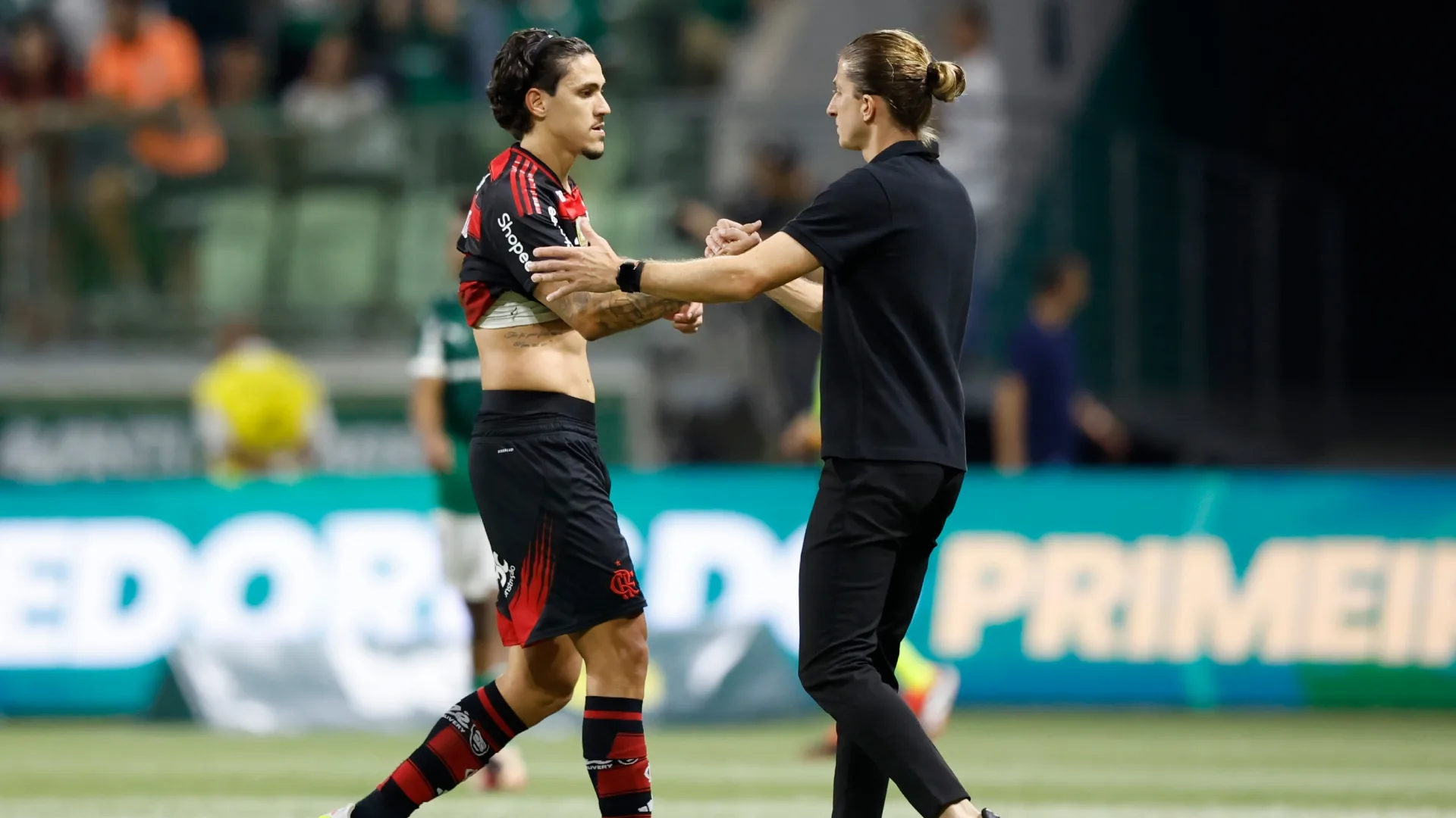 Léo Condé, técnico do Ceará, opina sobre comentários de Filipe Luís após problemas de Pedro: “Tem muita personalidade”