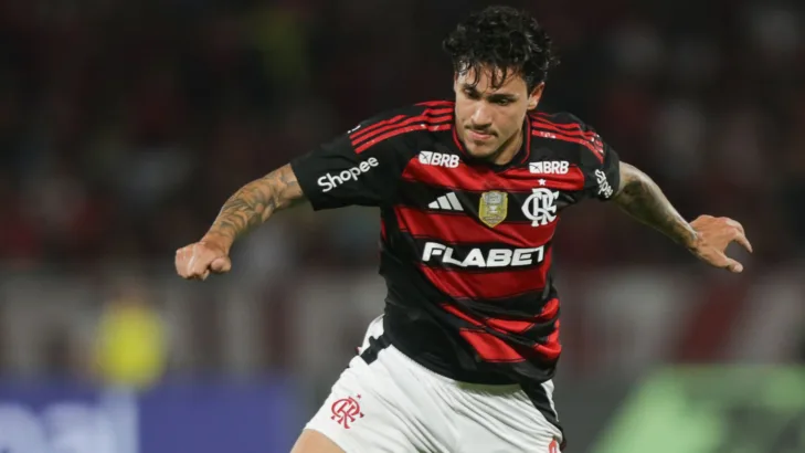 Filipe Luís elogia comportamento de Pedro no Flamengo e valoriza atuação: “É um jogador importantíssimo para nós” Filipe Luís elogia comportamento de Pedro no Flamengo e valoriza atuação: “É um jogador importantíssimo para nós”