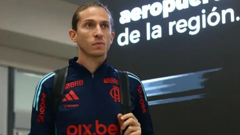 Após Flamengo x Fluminense, Filipe Luís elogia trabalho de Leonardo Jardim no Cruzeiro: “É candidato ao título”