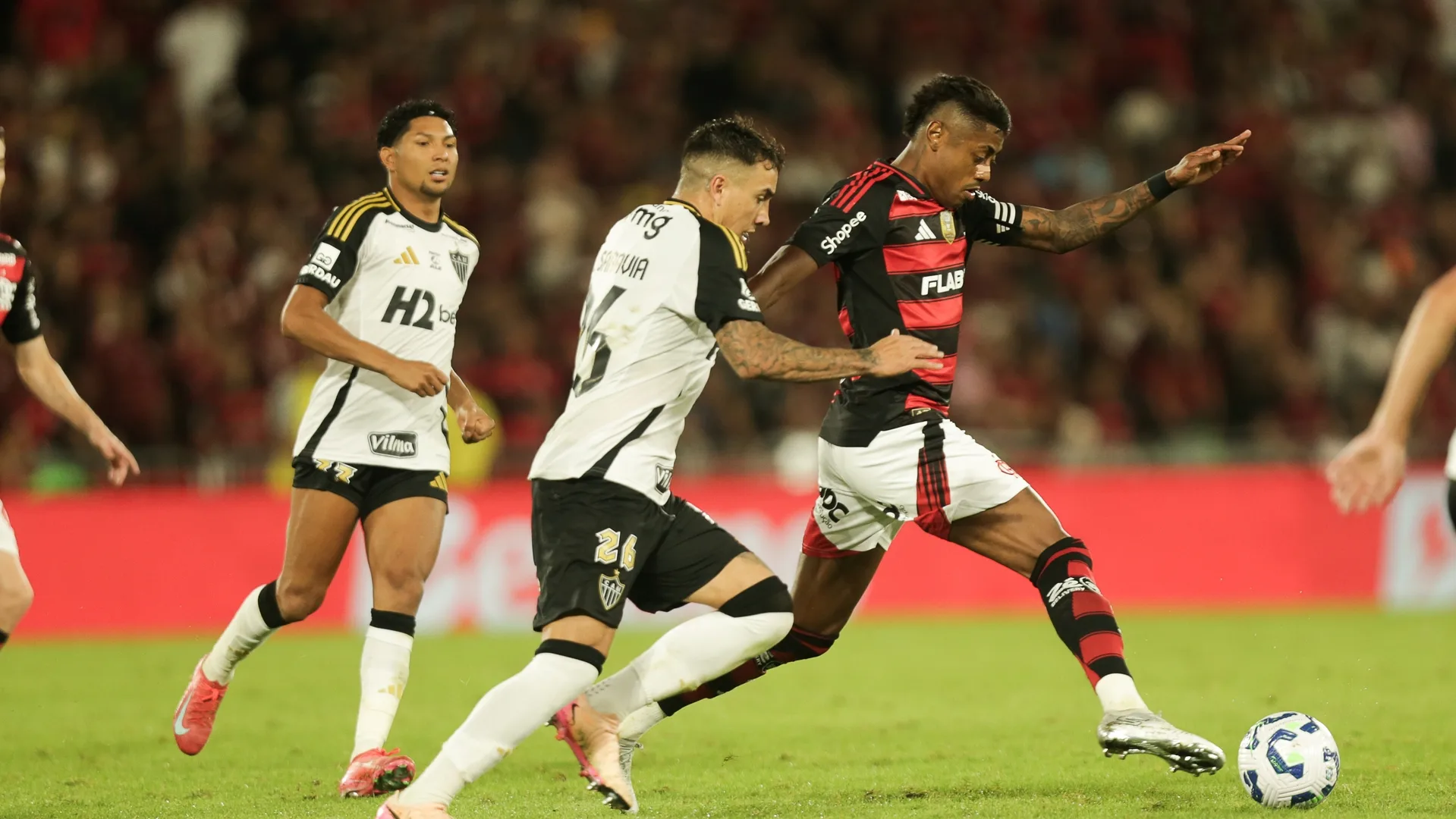 Ronaldo Giovanelli prevê goleada do Flamengo contra o Atlético-MG: “Quatro fora o baile”