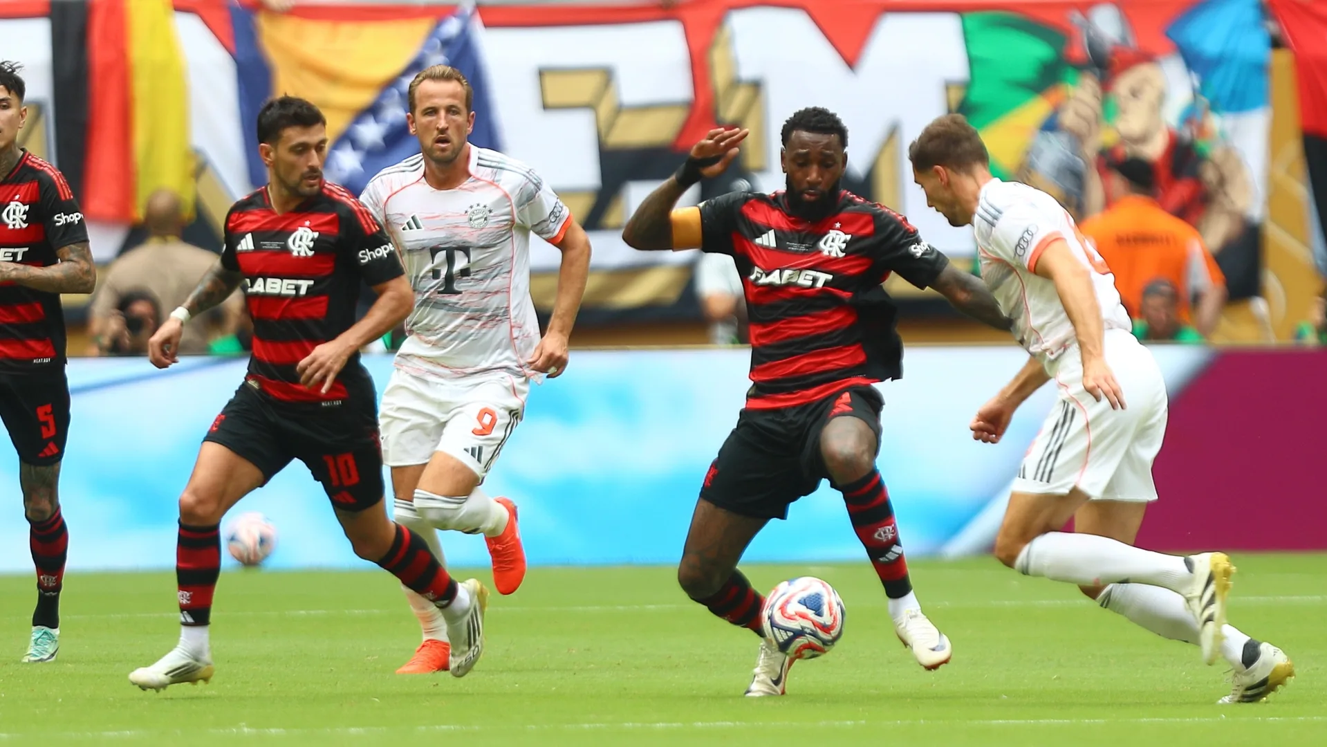 Argel ironiza Flamengo na derrota para o Bayern no Mundial de Clubes: “Se deixasse rolar, era 10 a 3”