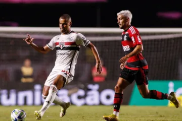 Cicinho é sincero e projeta derrota do São Paulo contra o Flamengo no Brasileirão: “Tem que ser realista”