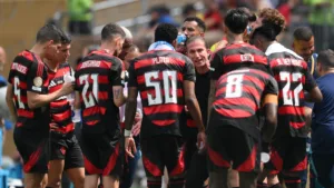 Flamengo retoma Brasileirão sem Gerson e Pulgar contra o São Paulo; clube ainda busca reforços na janela