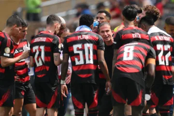 Flamengo retoma Brasileirão sem Gerson e Pulgar contra o São Paulo; clube ainda busca reforços na janela