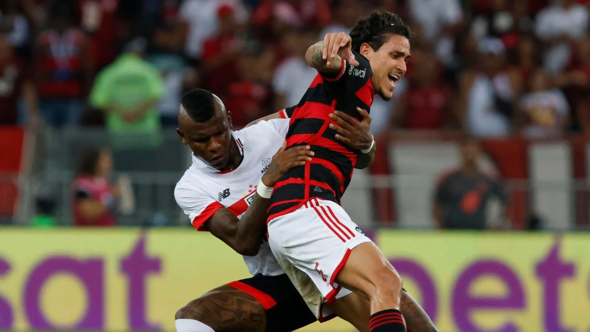 CBF define data para duelo Flamengo x São Paulo pela 13ª rodada do Brasileirão que marca reestreia de Crespo