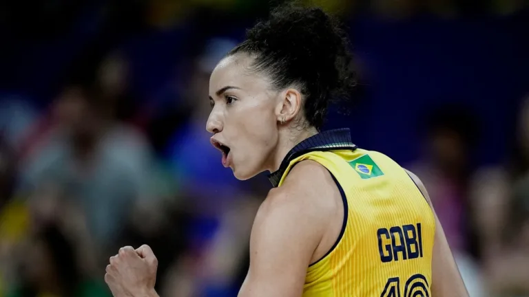 Karakurt e outras estrangeiras citam Gabi, Carol e Ana Cristina como suas jogadoras favoritas no vôlei feminino