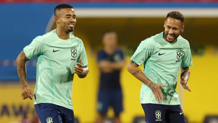 Ex-Palmeiras, Gabriel Jesus tem salário maior do que Neymar no Santos e Memphis no Corinthians