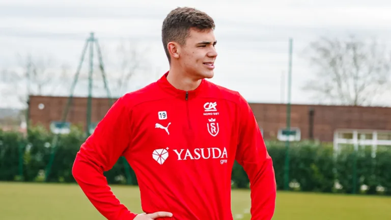 Atlético-MG vai ao mercado e Nicola revela nome de Gabriel Moscardo: “Ex-Corinthians está no futebol europeu”