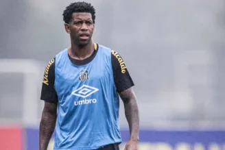 Gil zagueiro do Santos