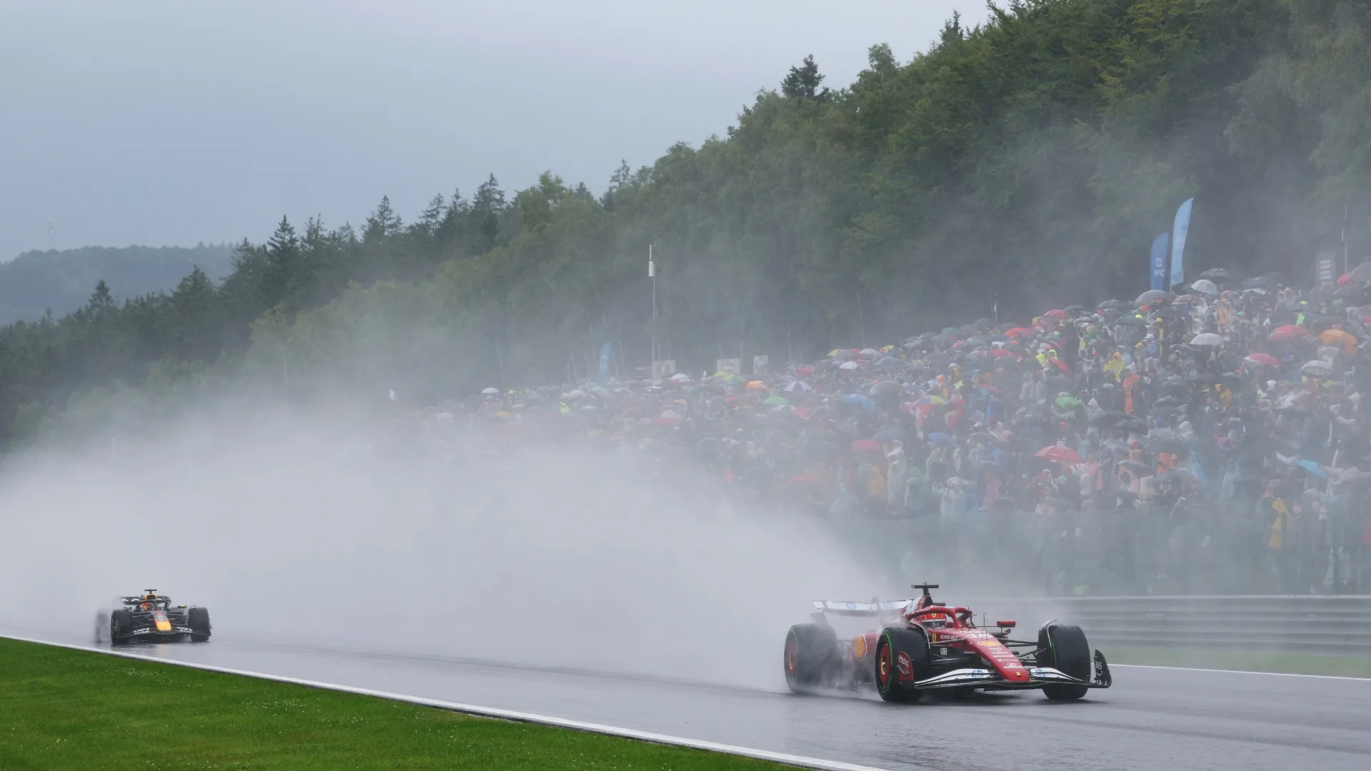 Fórmula 1 adia em quase 1h30 o início da corrida principal do GP da Bélgica após chuvas intensas