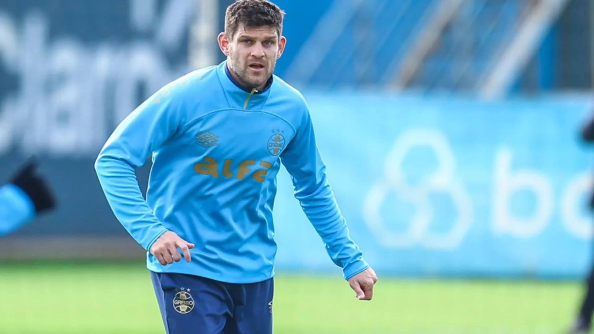 Kannemann se manifesta após renovar com o Grêmio por mais dois anos: “Sonho de qualquer atleta”