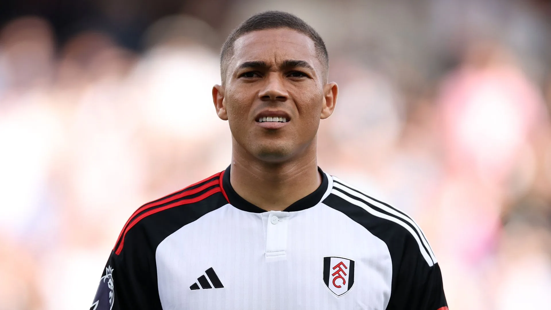 Grêmio se aproxima de contratar Carlos Vinícius, mas torcedores reprovam: “Centroavante que não tem 100 gols”