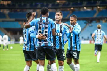 Grêmio de Mano Menezes vence o São José e levanta a taça da Recopa Gaúcha