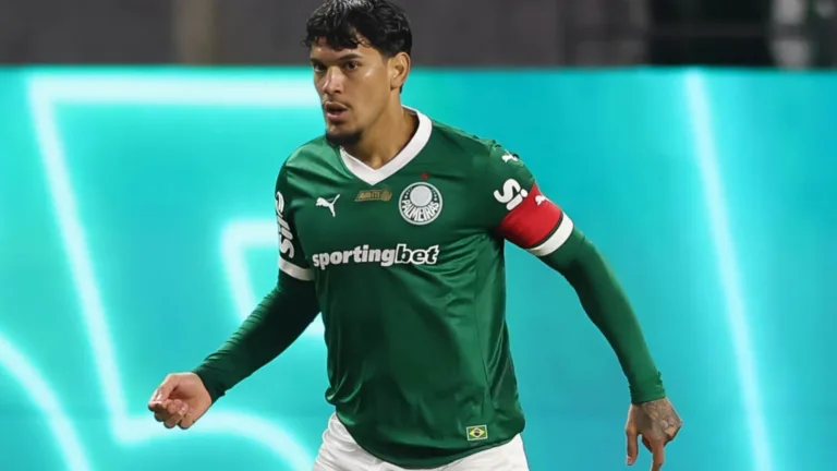 Gómez projeta Corinthians x Palmeiras na Copa do Brasil e manda recado sobre vice no Paulistão: “Nós vivemos o presente”