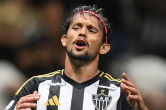 Gustavo Scarpa em ação pelo Atlético-MG