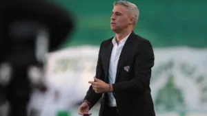 Flávio Prado compara Crespo com Zubeldía no São Paulo: “Versão mais elegante que anda bem vestido”