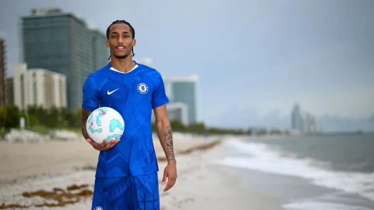 Ronaldo Giovanelli indica possível desgaste no Chelsea por contratação de João Pedro: “Lado bom para o Palmeiras”