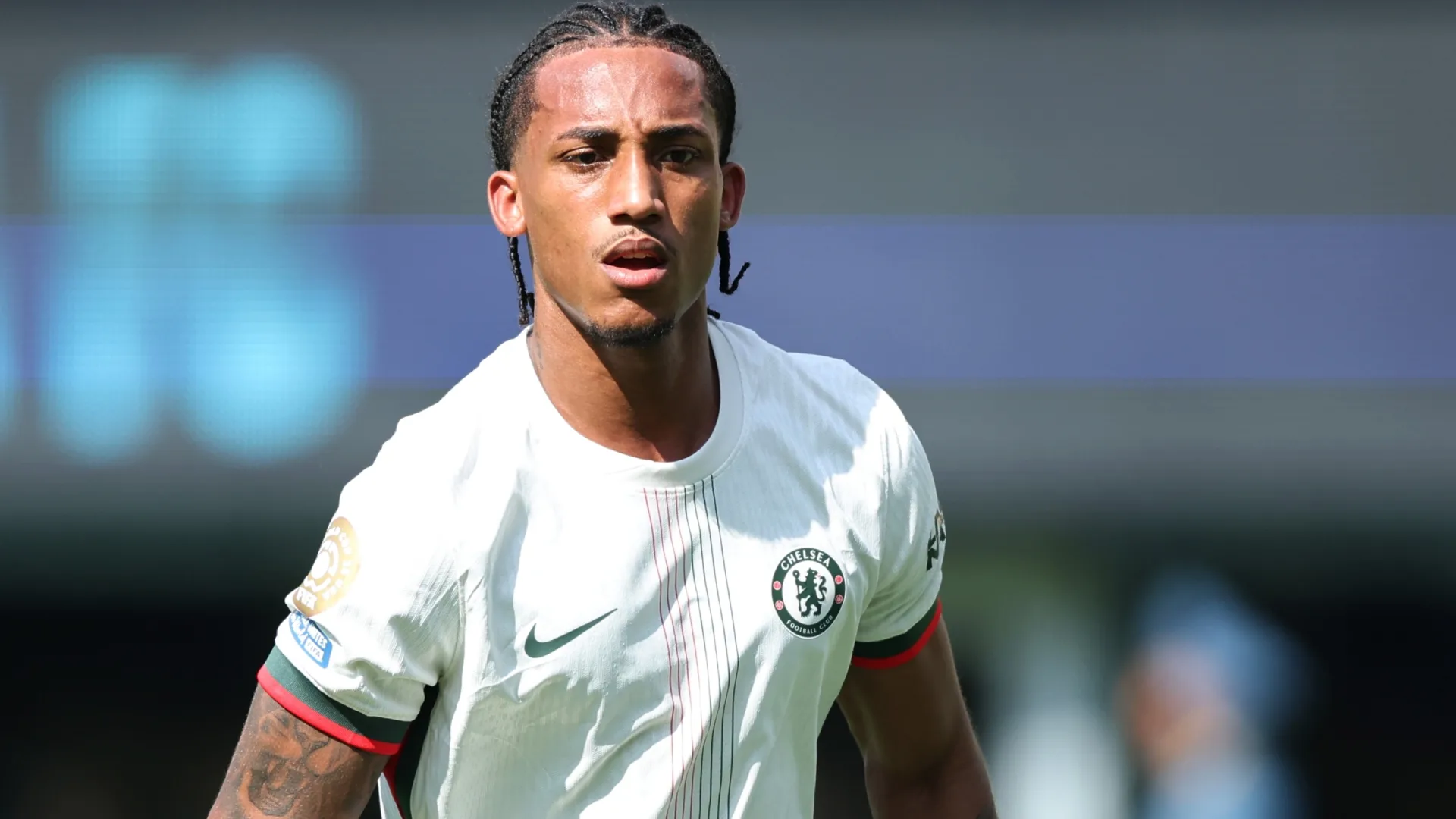 Vampeta aprova João Pedro, do Chelsea, como possível camisa 9 da seleção brasileira: “É o mesmo estilo do Barcola”